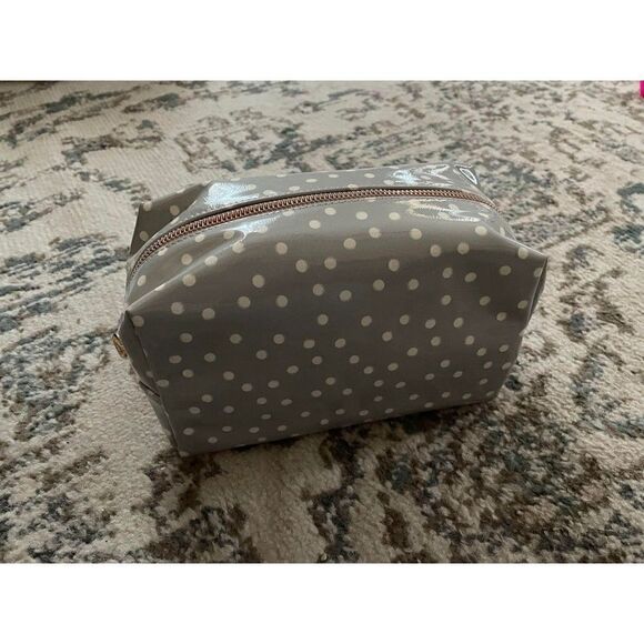 Lauren Conrad Zippered Travel Case NWOT - Picture 1 of 6